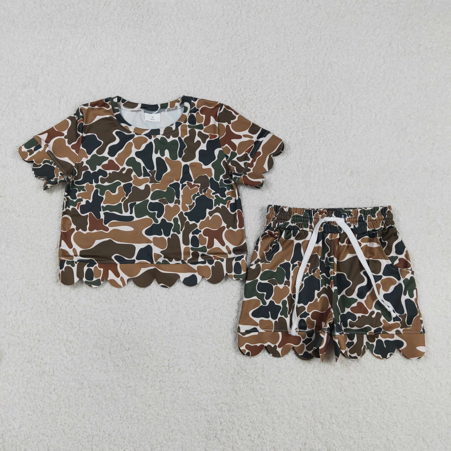 3.14 RTS NO MOQ （In stock）GSSO3228 Fashion Clothing For Baby Girls Short Sleeve Dark Brown Camo Top Scallop Shorts Clothes Sets