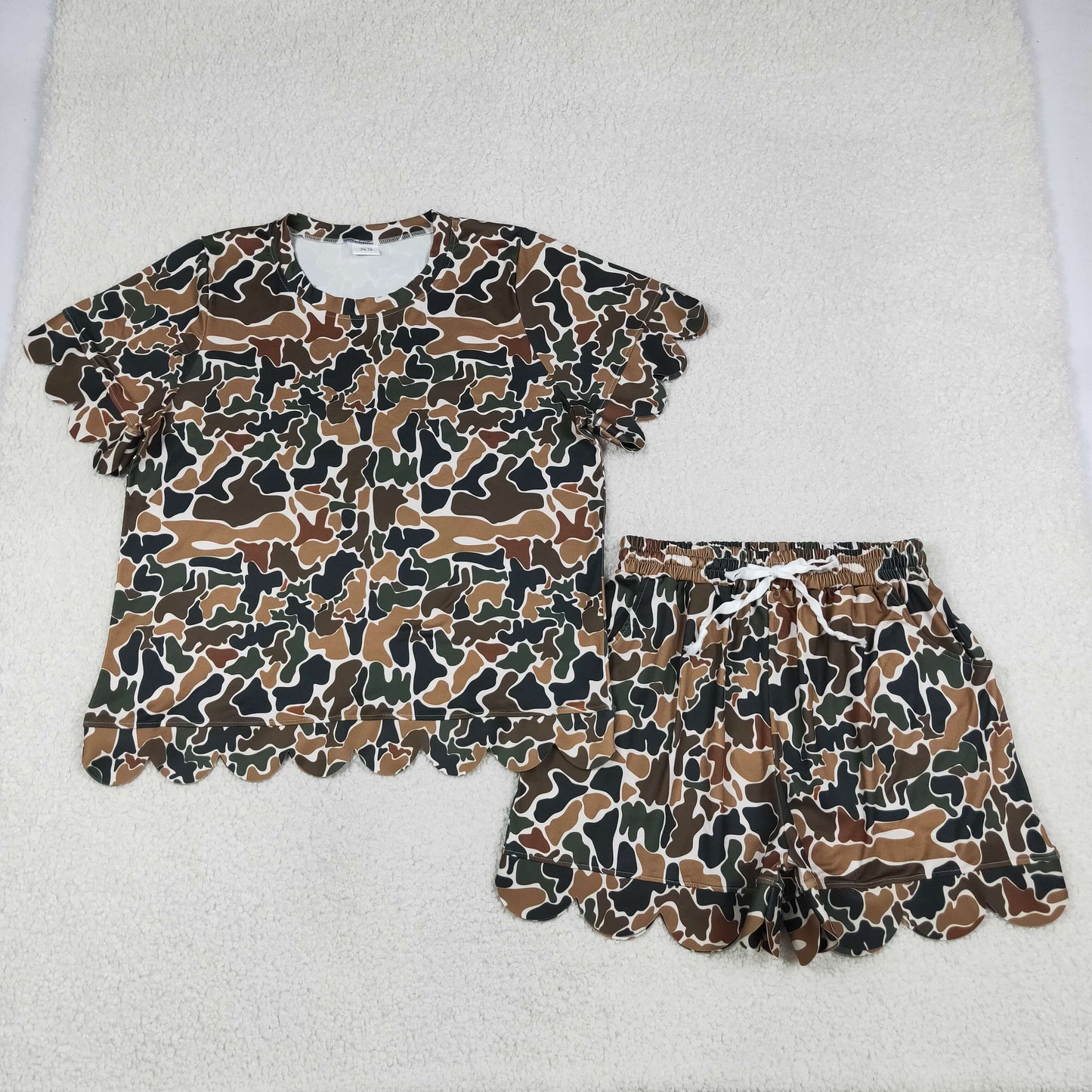 GSSO3234 RTS NO MOQ （In stock）Brown camo scallop top shorts adult women summer outfits
