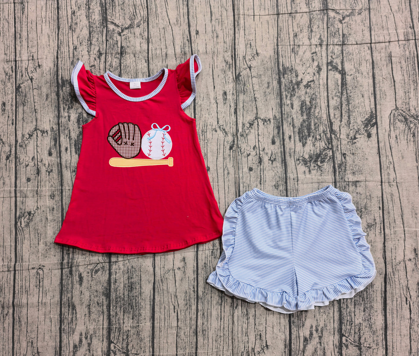 2.2 GSSO3246 Sample No Moq Embroidery Baseballs Baby Girls Tunic Stripe Ruffle Shorts Team Clothes Sets