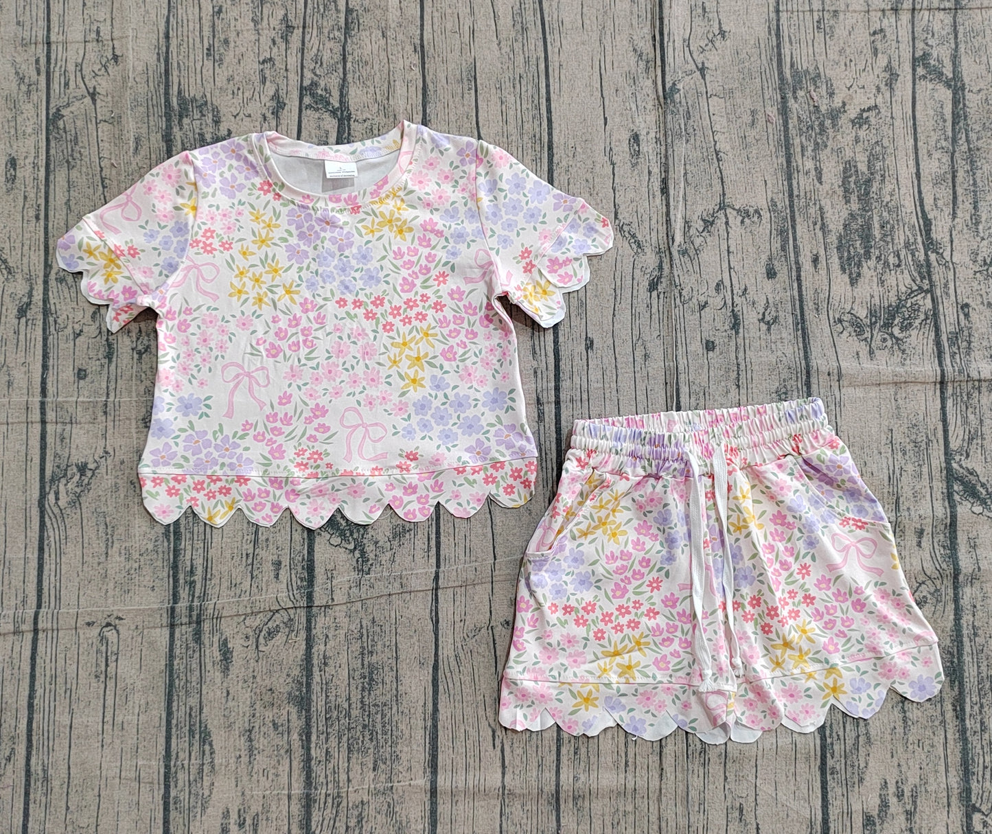 3.7 GSSO3270 Sample No Moq Baby Girls Short Sleeve Colorful Flowers Bows Top Scallop Shorts Clothes Sets