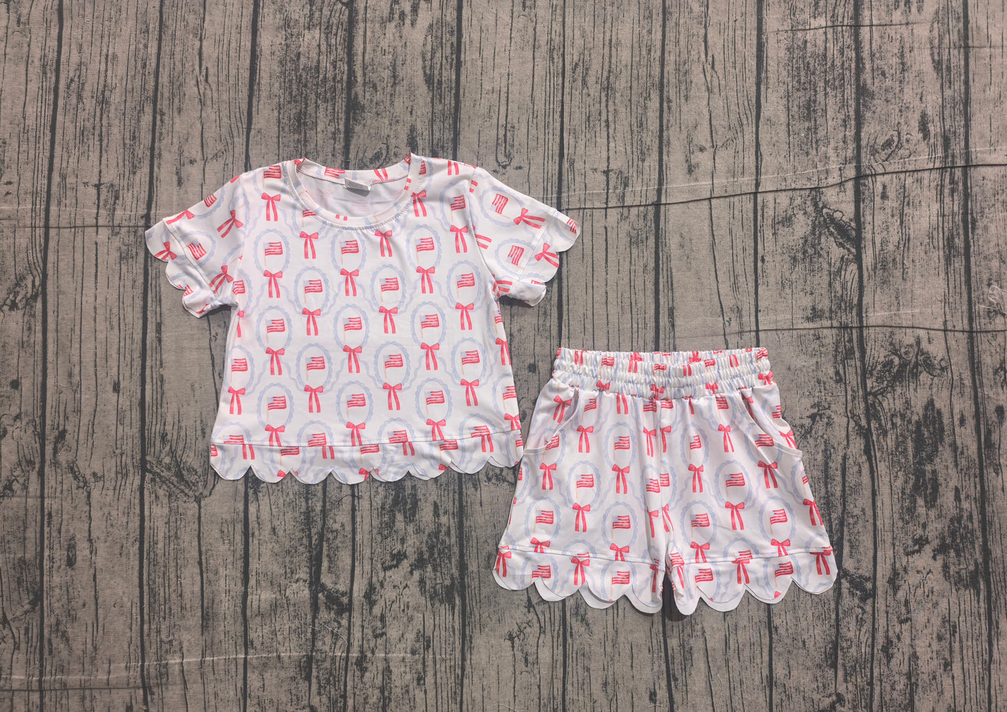 5.8 GSSO3552 Sample No Moq Baby Girls Flag Bows Checked Top Pockets Short 4th of July Scallop Clothes Sets