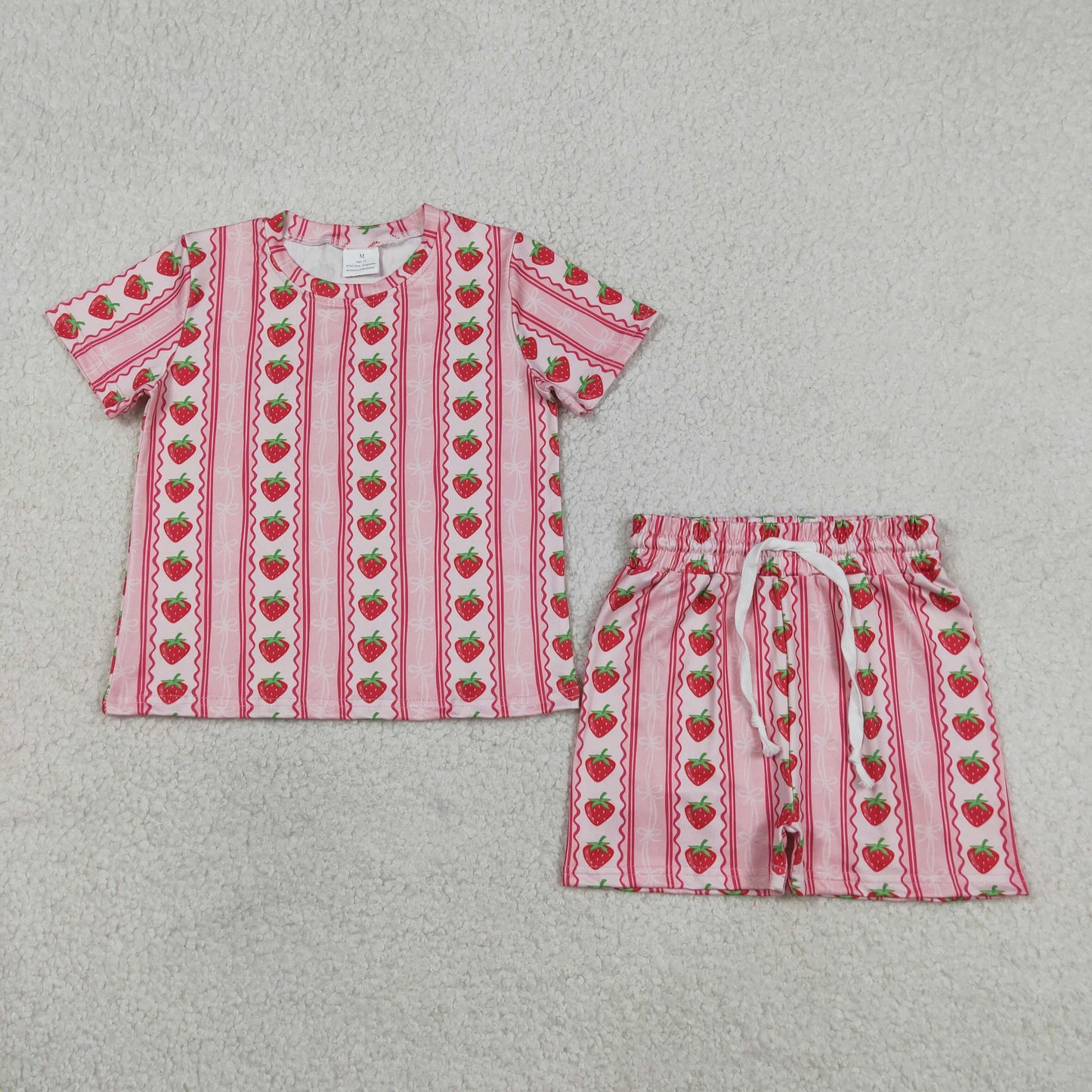 GSSO3649 RTS NO MOQ （In stock ）Short sleeves strawberry bow top shorts girls outfits