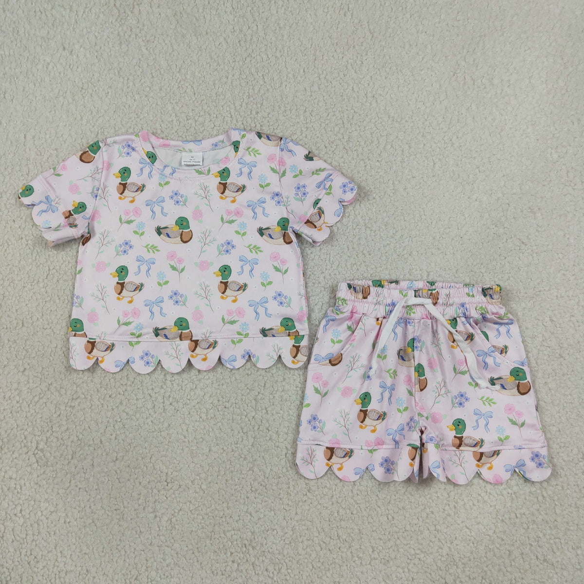RTS NO MOQ （In stock）GSSO3737 Baby Girls Ducks Flowers Bows Top Short Scallop Clothes Sets