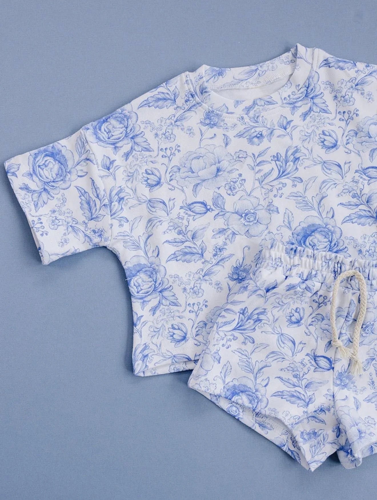 5.11 GSSO3809 Pre order No Moq Baby Girls Short Sleeve Blue Flowers Top Pockets Short Slouchy Clothes Set