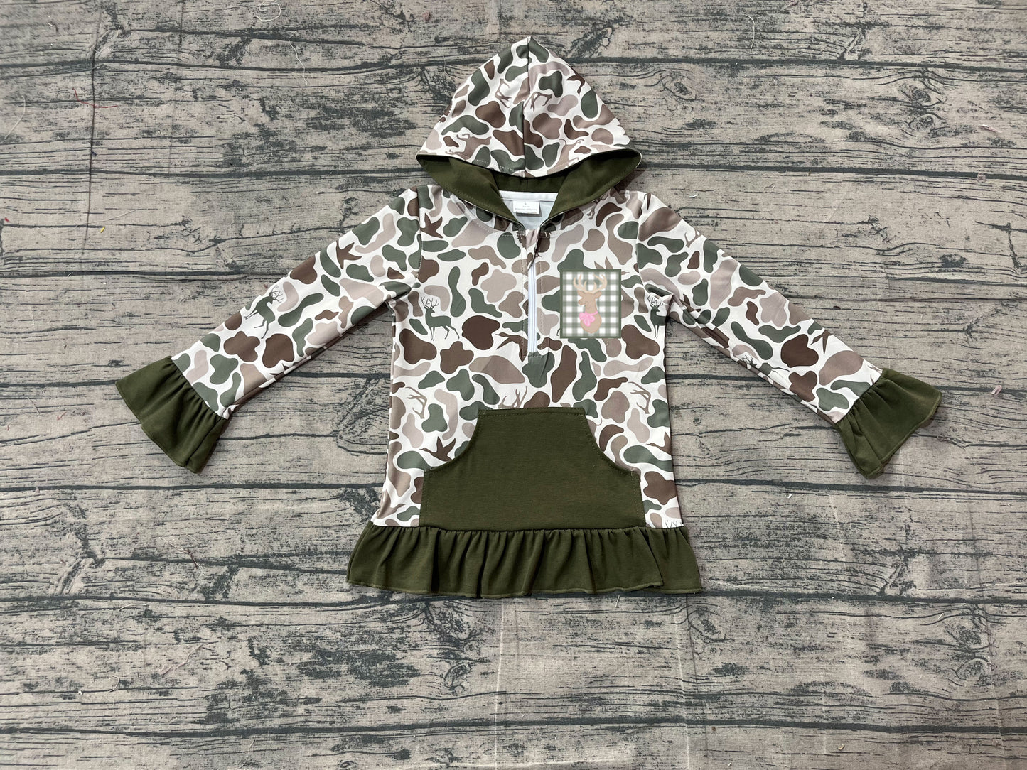 11.10 GT1136 Sample No Moq Embroidery Deer Baby Girls Green Camo Pockets Zipper Hunting Hoodies Top