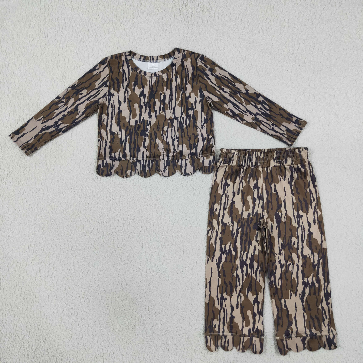 RTS NO MOQ （In stock）milk silk GT1686+P1143 Baby Girls Camo Scallop Trim Long Sleeve Top And Pants Pajama Set