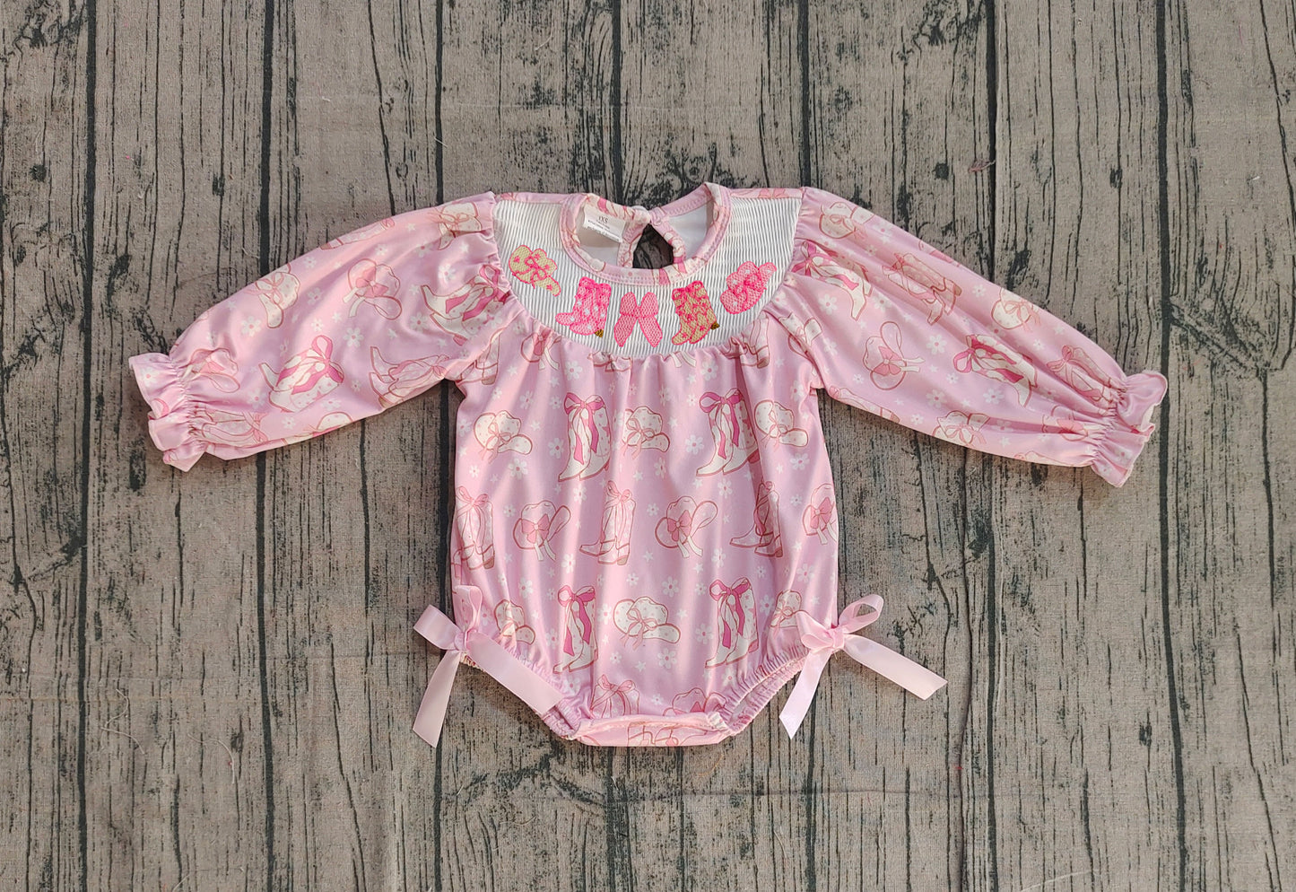 11.29 LR2938 Sample No Moq Smocked Boots Bows Baby Girls Pink Flowers Western Ruffle Rompers