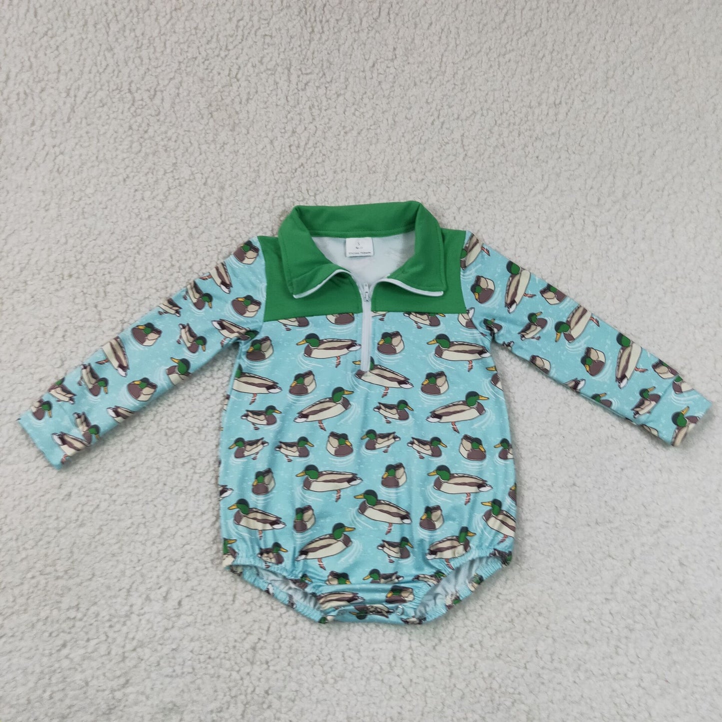 7.6 LR3055 RTS NO MOQ （In stock）Long sleeves green duck zipper baby boy fall romper