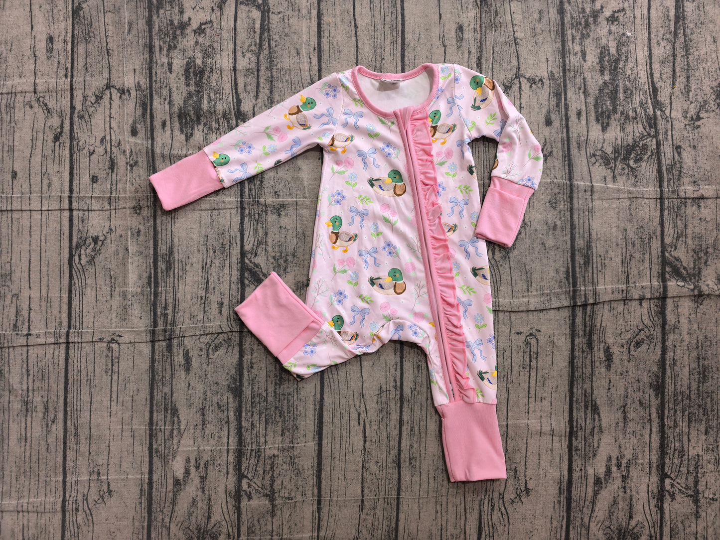6.10 LR3071 Sample No Moq Baby Girls Flowers Ducks Hunting Two Way Ruffle Zip Convertible Rompers