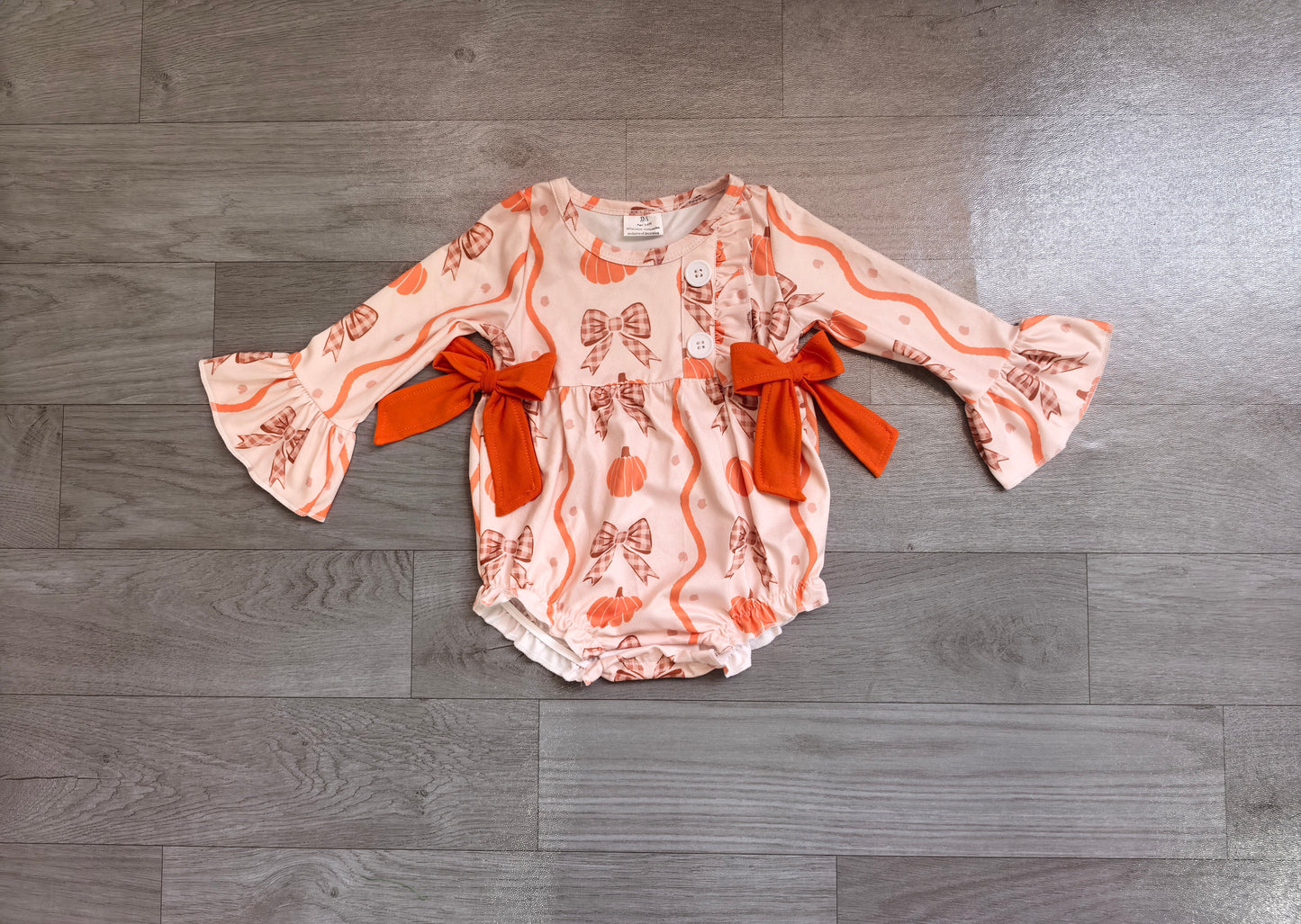 LR2948 Sample No Moq Baby Girls Stripe Pumpkin Bow Long Sleeve Button Ruffle Hem Romper