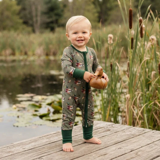 RTS NO MOQ （In stock）milk silk LR3232 Baby Boys Green Ducks Two Way Zip Convertible Daily Romper