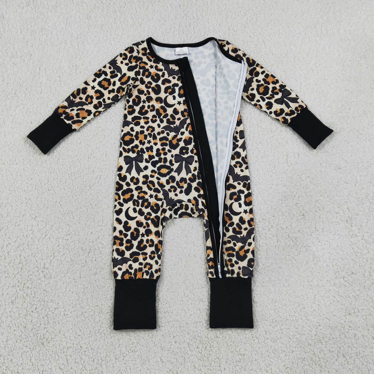 RTS NO MOQ milk silk LR3242 Baby Boys Leopard Bats Halloween Print Two Way Zip Front Convertible Romper