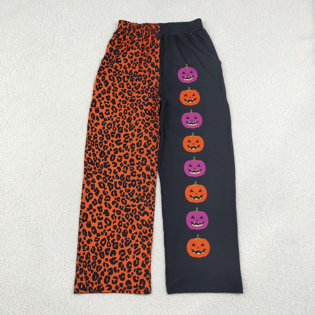 RTS NO MOQ （In stock）milk silk P1132 Adult Women Ghost Pumpkins Leopard Halloween Pockets Flare Pants Bottom