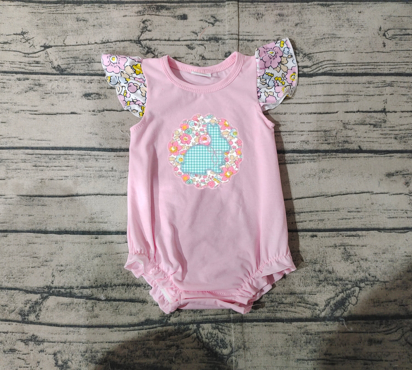 SR2054Pink Floral Bunny Baby Girls Easter Romper with Flutter Sleeves Soft Cotton Outfit for Little Girls Cute Spring Photography Props