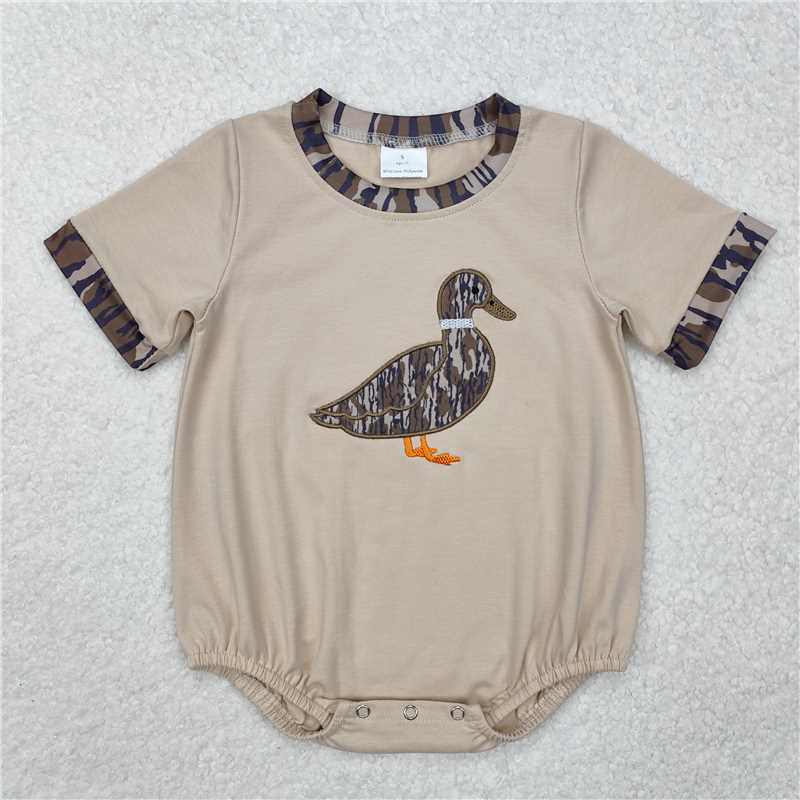 SR2392RTS NO MOQ Baby Boys Summer Rompers Baby Boys Khaki Short Sleeves Embroidery Camo Duck Romper