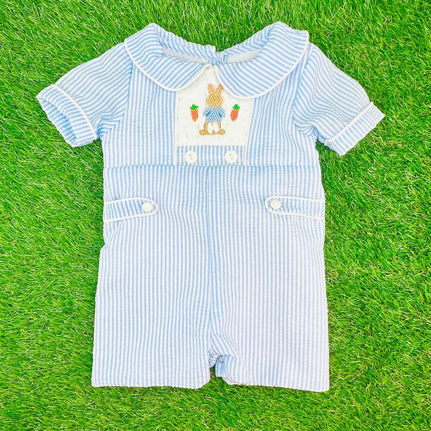 10.28 SR3417 Pre Order No moq Baby Boys Blue Stripe Rabbits Carrots Easter Short Rompers