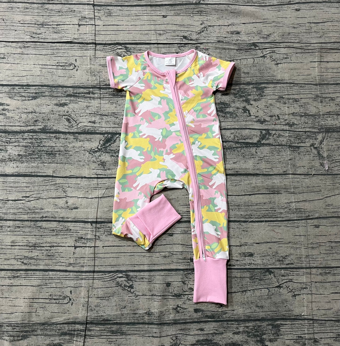 12.20 SR3715 Sample No Moq Baby Girls Rabbits Camo Easter Two Way Zip Convertible Rompers