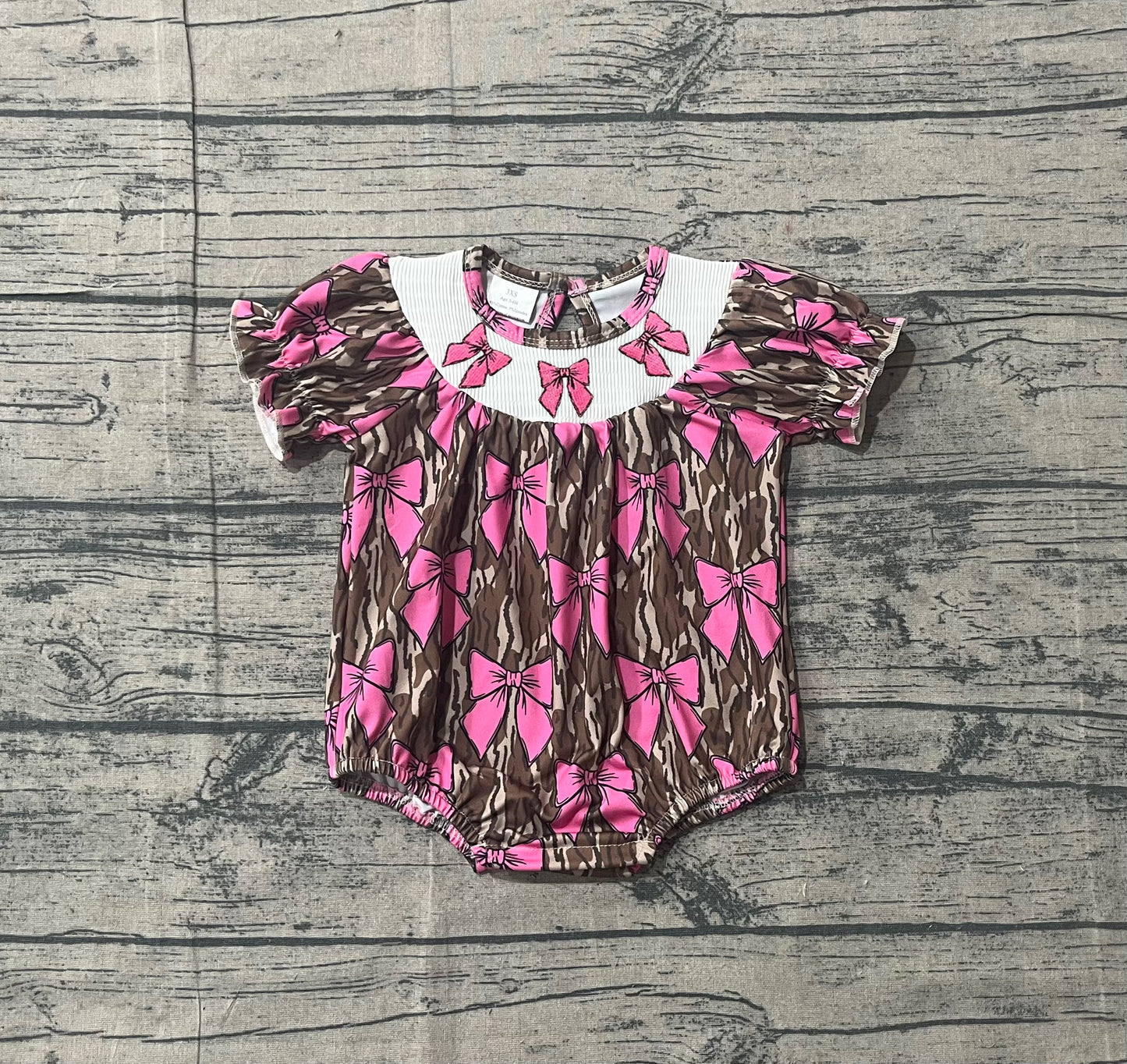 12.24 SR3827 Sample No Moq Smocked Bows Baby Girls Southern Olive Camo Ruffle Rompers