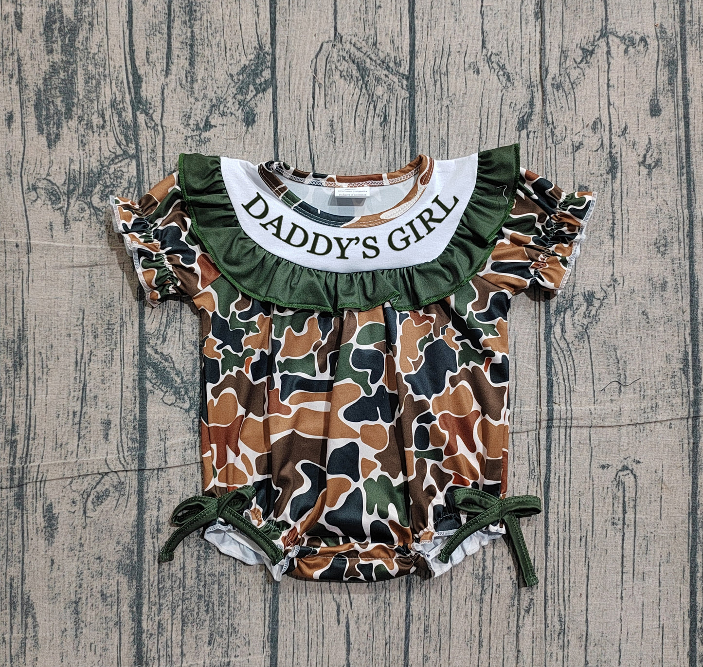 1.15 SR3916 Sample No Moq Embroidery Daddy's Girl Baby Girls Southern Dark Brown Camo Bows Ruffle Rompers