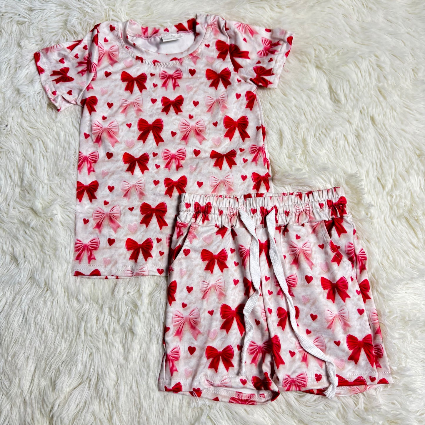 12.25 RST GSSO2835 Baby Girls Hearts Bows Top Pockets Shorts Valentines Clothes Sets