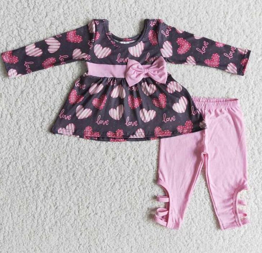 6 A26-29 valentine girl leggings outfits