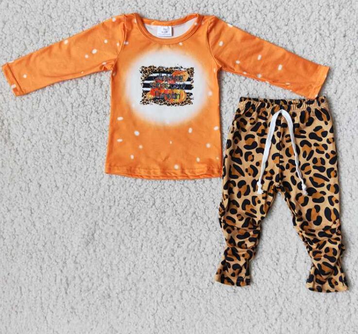 6 A14-20 pumpkin top leopard print leggings outfits