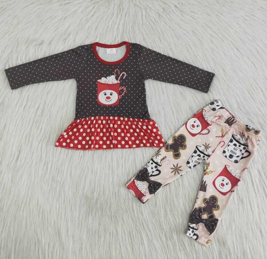 6 A22-5 smiley mugs gingerbread leggings outfits
